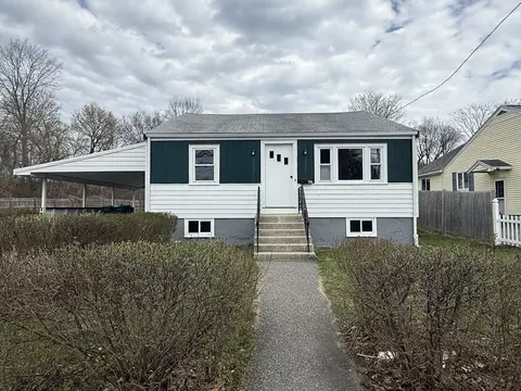 47 Willow St, Woburn, MA 01801