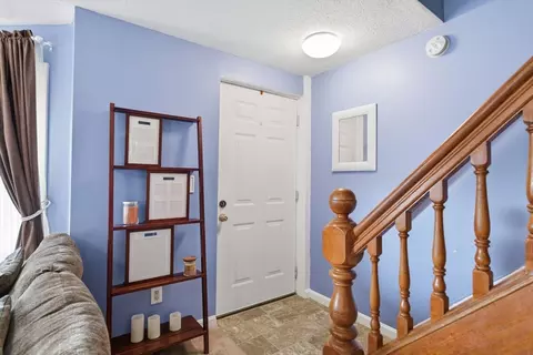 49 West St, Chicopee, MA 01013 photo 5
