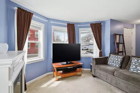 49 West St, Chicopee, MA 01013 photo 8