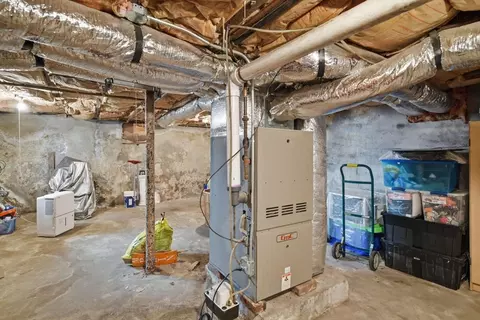 49 West St, Chicopee, MA 01013 photo 33