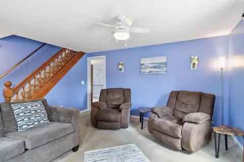 49 West St, Chicopee, MA 01013 photo 9