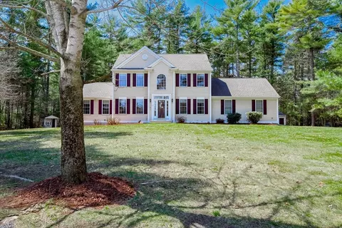 57 Harvest Cir, Wareham, MA 02576