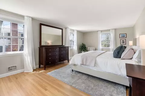 30 Ivy Rd, Wellesley, MA 02482 photo 17