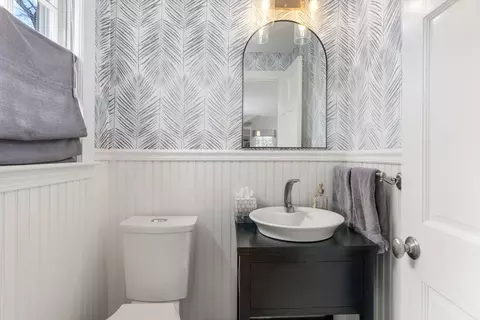 30 Ivy Rd, Wellesley, MA 02482 photo 15
