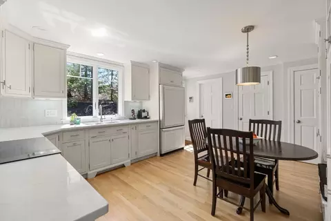 30 Ivy Rd, Wellesley, MA 02482 photo 7
