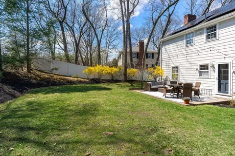 30 Ivy Rd, Wellesley, MA 02482 photo 32