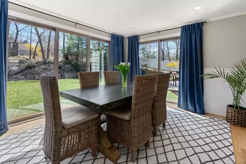 30 Ivy Rd, Wellesley, MA 02482 photo 14