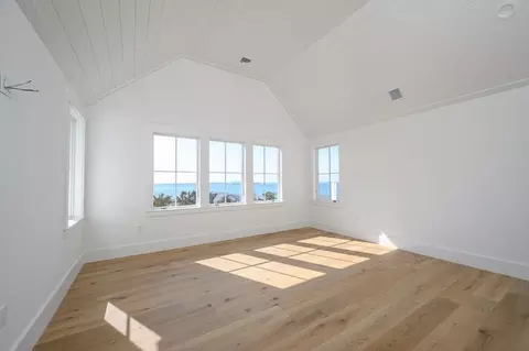 15 Glover Ave, Hull, MA 02045 photo 22