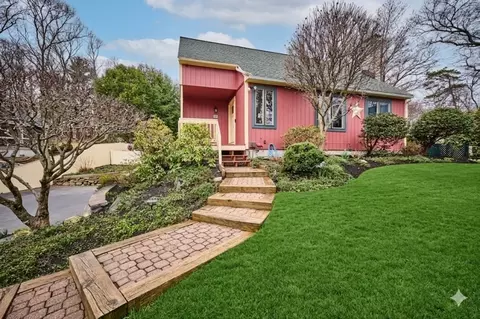 44 Carriage House Path, Ashland, MA 01721