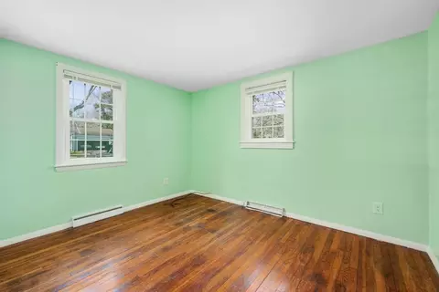 Bedroom - 22 Longfellow Dr, Centerville, MA 02632 photo 3 of 8