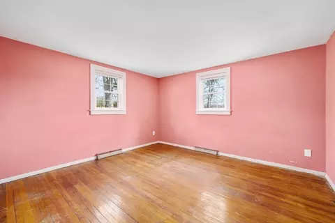 Bedroom - 22 Longfellow Dr, Centerville, MA 02632 photo 6 of 8