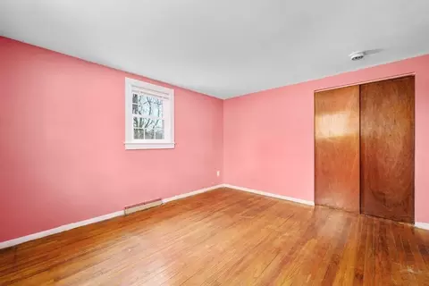 Bedroom - 22 Longfellow Dr, Centerville, MA 02632 photo 7 of 8