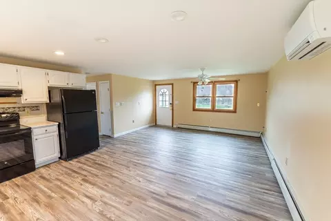 6 Marilyn Dr, Webster, MA 01570 photo 9
