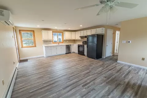 6 Marilyn Dr, Webster, MA 01570 photo 5
