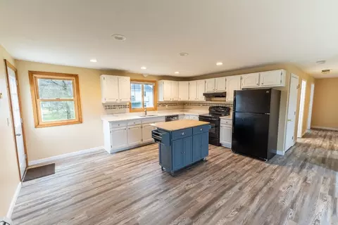 6 Marilyn Dr, Webster, MA 01570 photo 12