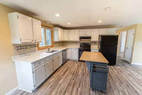 6 Marilyn Dr, Webster, MA 01570 photo 13