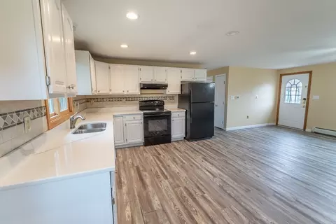 6 Marilyn Dr, Webster, MA 01570 photo 7