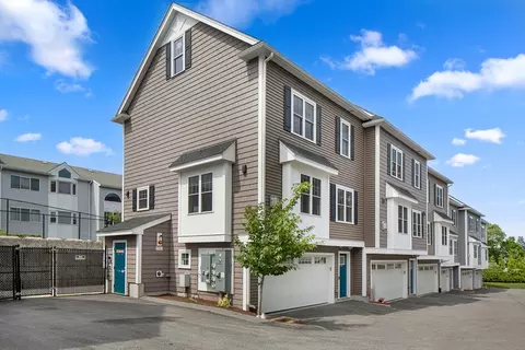 150 Quincy Ave #3A, Quincy, MA 02169