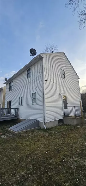 289 Morton St, Springfield, MA 01119 photo 28