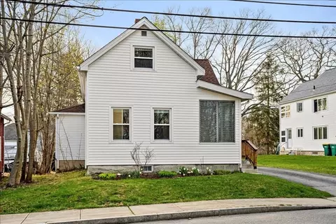 12 New St, Webster, MA 01570 photo 2