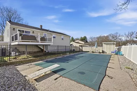 28 Drumlin Rd, Springfield, MA 01108 photo 35