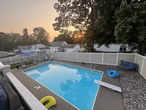 28 Drumlin Rd, Springfield, MA 01108 photo 5