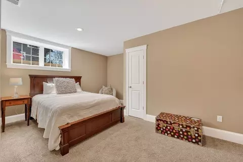 176 Melrose Ave, Needham, MA 02492 photo 38