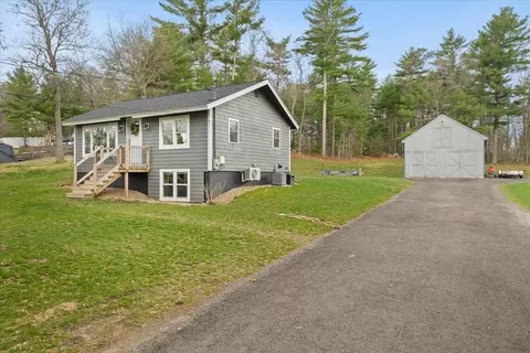 287 Thompson St, Middleboro, MA 02346