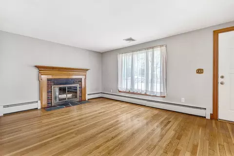17 Walters Ave, Dedham, MA 02026 photo 9