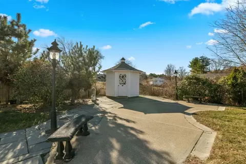 72 Stivaletta Dr, Dedham, MA 02026 photo 6