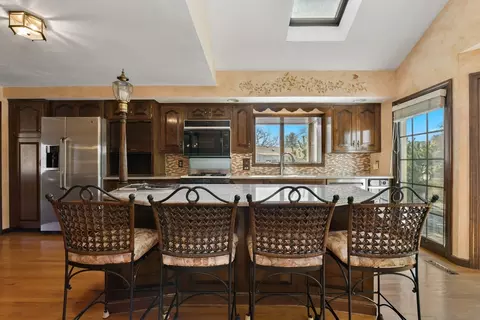 72 Stivaletta Dr, Dedham, MA 02026 photo 17