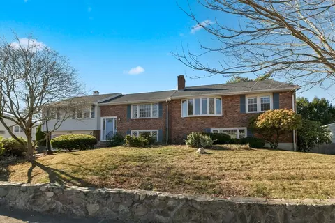 72 Stivaletta Dr, Dedham, MA 02026 photo 3
