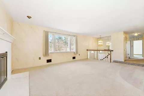 72 Stivaletta Dr, Dedham, MA 02026 photo 12