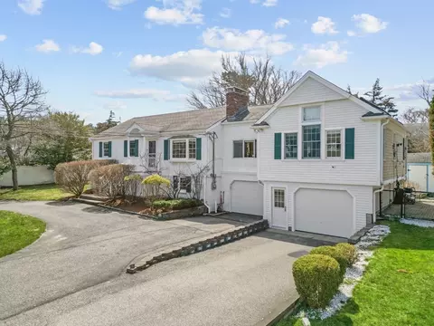 18 Captain Towne Rd, Sandwich, MA 02537