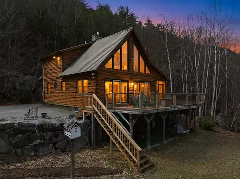 139 Ledgeview Shore Dr, Alexandria, NH 03222