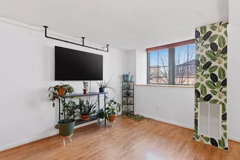 200 Market St #306, Lowell, MA 01852