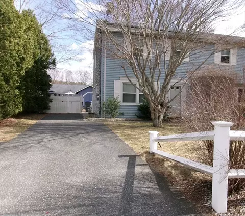 117 Saint Andre Dr #117, Uxbridge, MA 01569