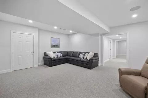 42 Cobblestone Cir, Mashpee, MA 02649 photo 23