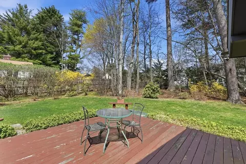 Exterior - 135 Pine Acre Rd, Springfield, MA 01129 photo 6 of 12