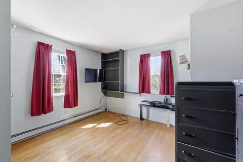 Bedroom - 135 Pine Acre Rd, Springfield, MA 01129 photo 4 of 6