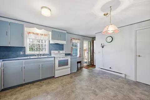 Kitchen - 135 Pine Acre Rd, Springfield, MA 01129 photo 1 of 4