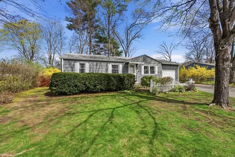 Exterior - 135 Pine Acre Rd, Springfield, MA 01129 photo 3 of 12