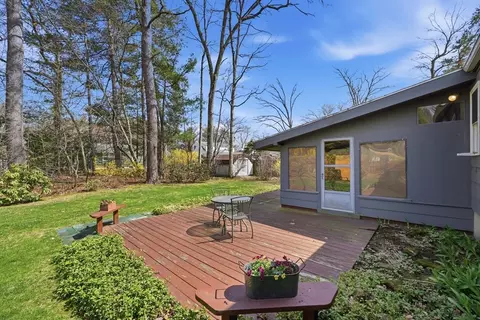 Exterior - 135 Pine Acre Rd, Springfield, MA 01129 photo 7 of 12