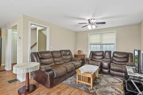 28 Bittersweet Blvd, Worcester, MA 01607 photo 8
