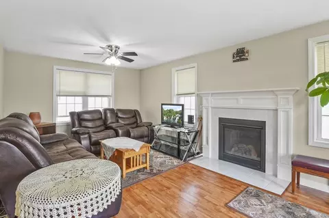 28 Bittersweet Blvd, Worcester, MA 01607 photo 7