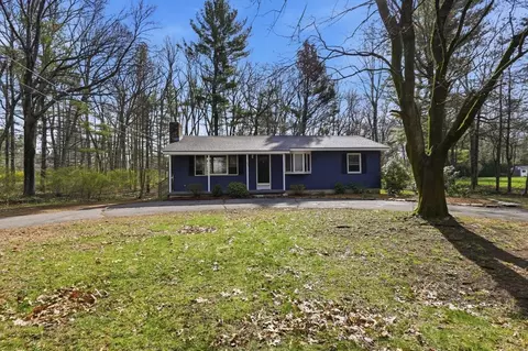 31 Family Ln, Westfield, MA 01085