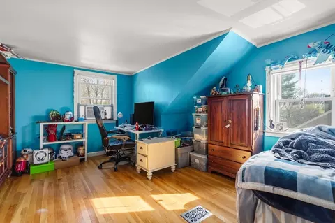 Bedroom - 35 Macarthur Rd, Beverly, MA 01915 photo 4 of 5