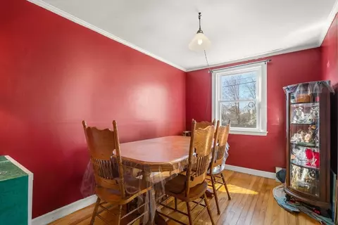 Dining - 35 Macarthur Rd, Beverly, MA 01915 photo 1 of 1