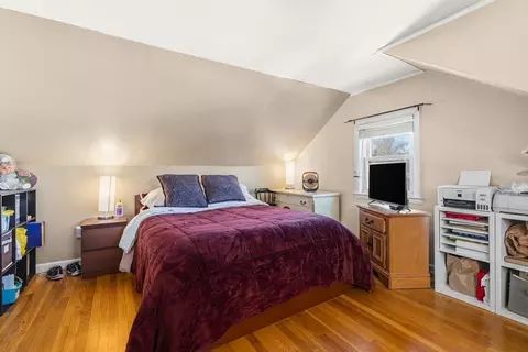 Bedroom - 35 Macarthur Rd, Beverly, MA 01915 photo 3 of 5