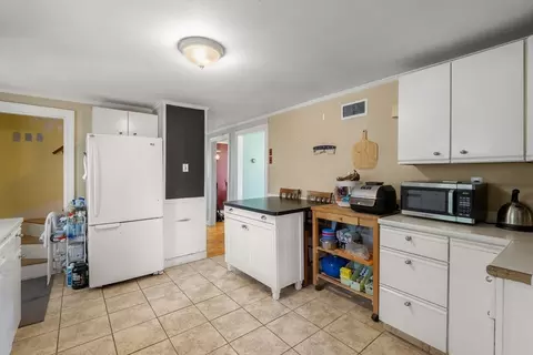 Kitchen - 35 Macarthur Rd, Beverly, MA 01915 photo 2 of 3